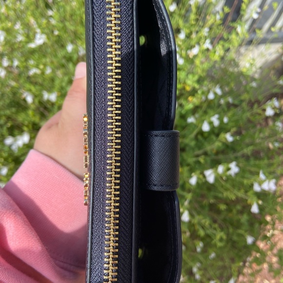 Michael Kors Phone Case Wallet - Picture 7 of 8